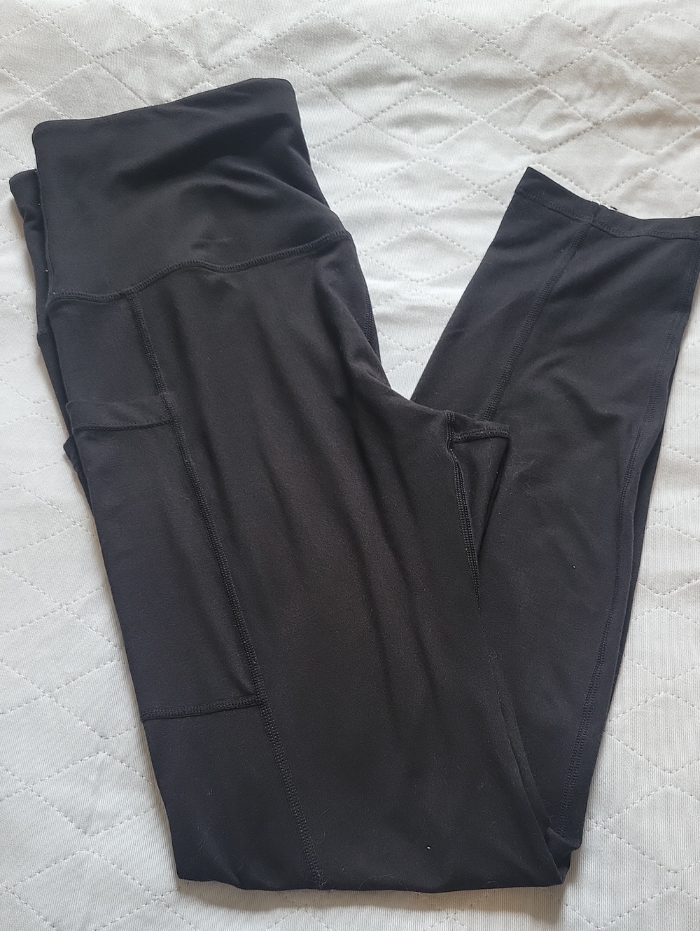 Shapermint Essentials Black High-Rise Leggings with Side Pocket